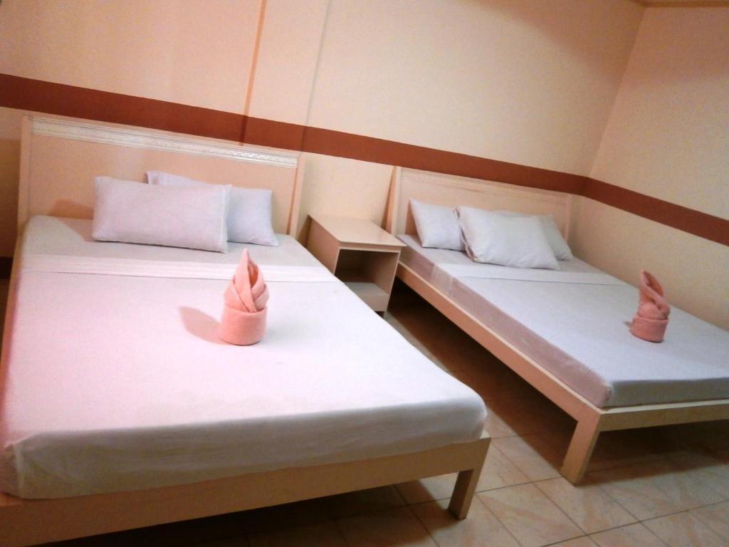 Alliyah'S Beach Resort Balabag  Номер фото