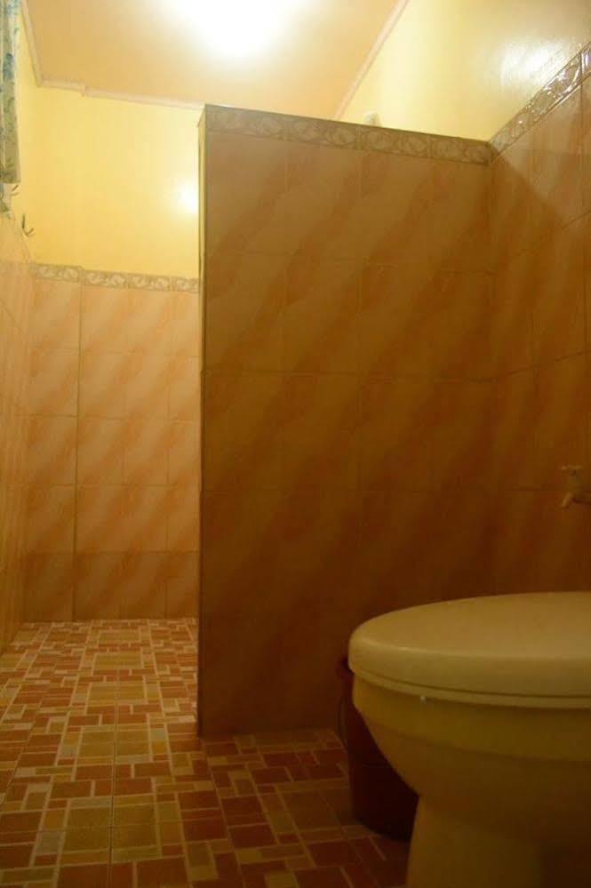 Alliyah'S Beach Resort Balabag  Экстерьер фото